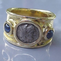 Alexander the Great, 14kt Ring with Sapphires