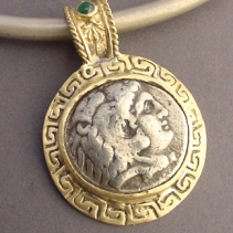 Alexander the Great, 14kt Pendant with Emerald