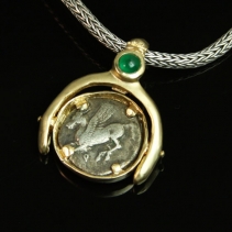 Pegasus 14kt Gold Pendant