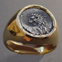Lion Coin, 18kt Ring