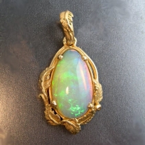 Ethiopian Opal, 14kt Gold Pendant, Leaves