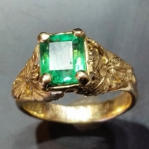 Colombian Emerald, 14kt Gold Ring
