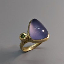 Lavender Chalcedony, 14kt Gold Ring with Green Diamond