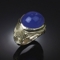 Lavender Chalcedony 14kt Gold Ring
