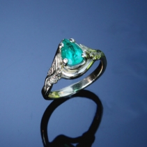 Emerald 14kt Ring