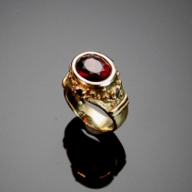 Garnet, 14kt Gold Ring with Diamonds and Emeralds